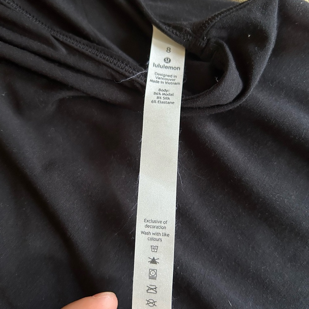 Lululemon Yoga Tank Top Size 8 - Picture 2 of 4